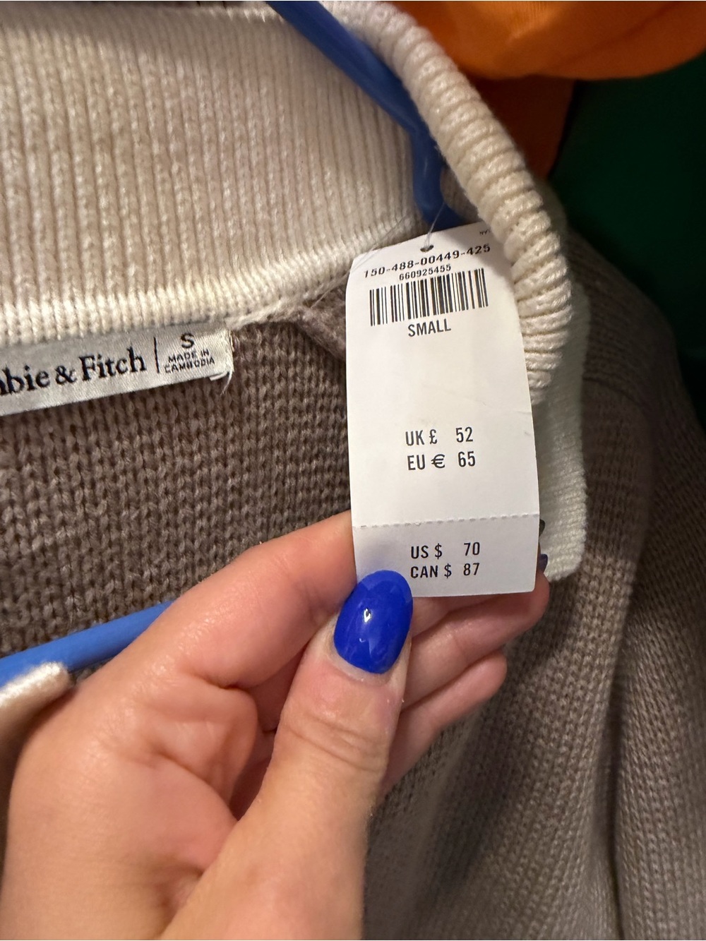 Abercrombie & Fitch Taupe V-Neck Knit sweater with Cream Collar - Picture 2 of 2
